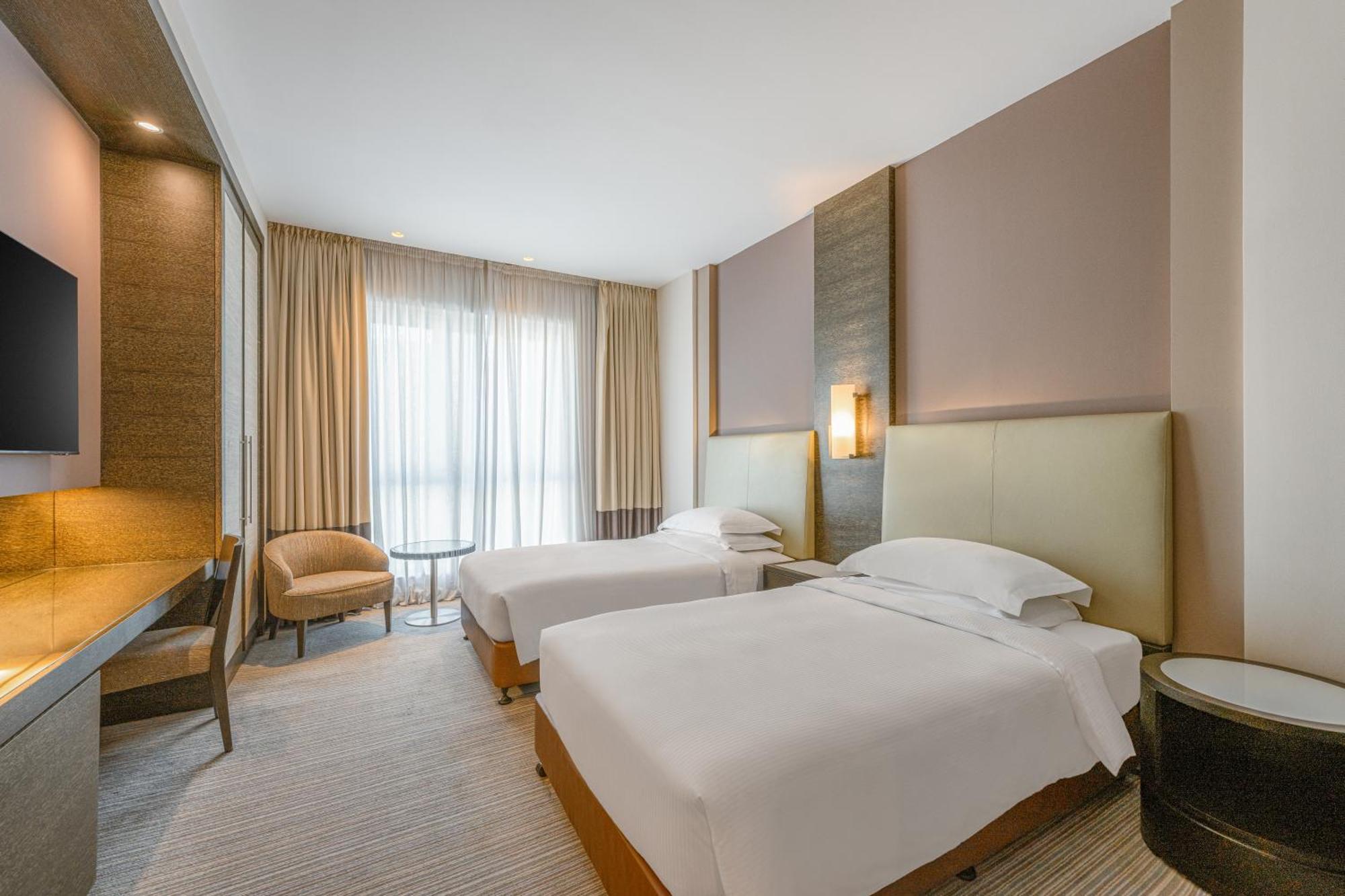 Four Points By Sheraton Al Ajn Exteriér fotografie Deluxe Room