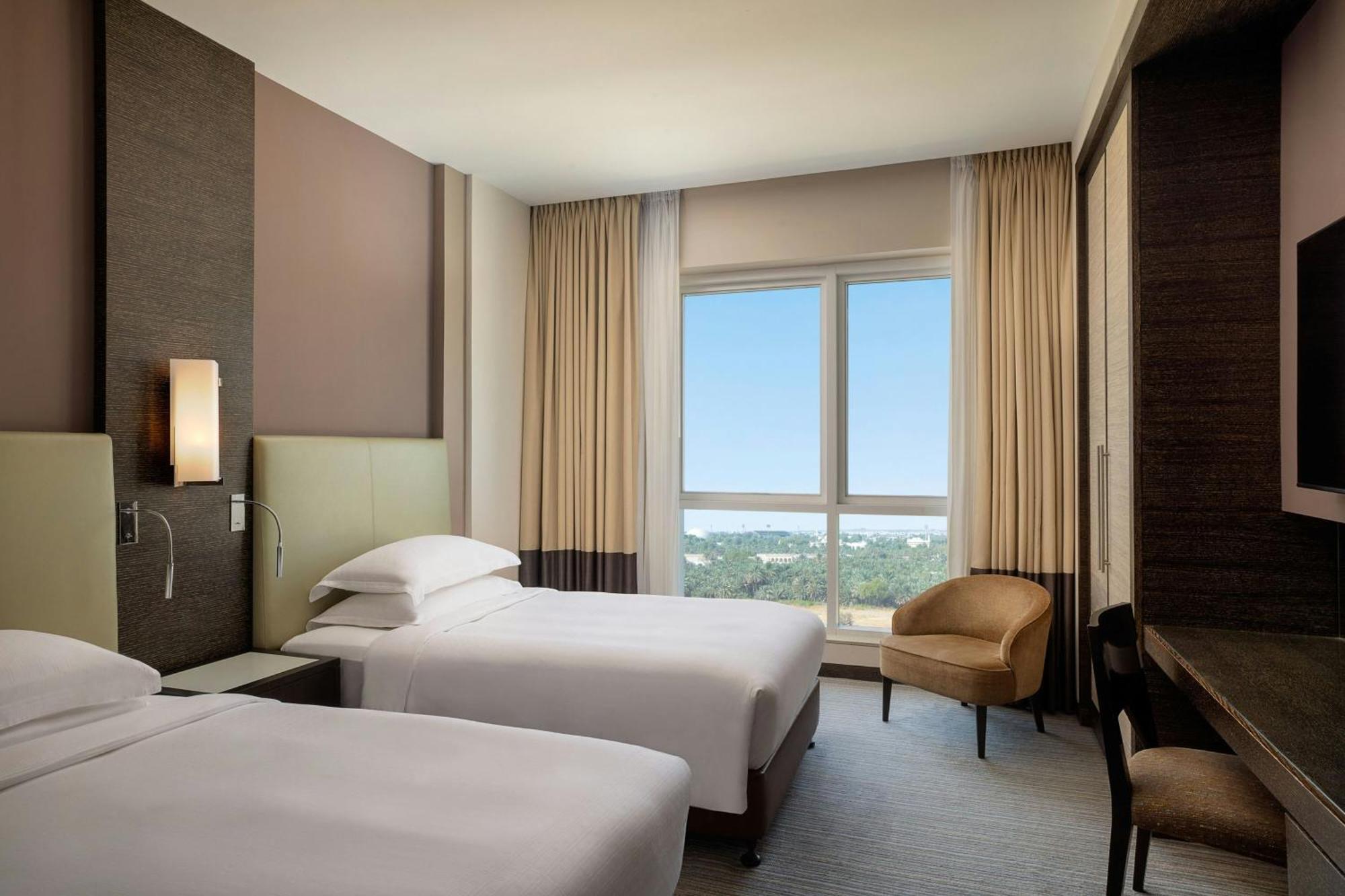 Four Points By Sheraton Al Ajn Exteriér fotografie